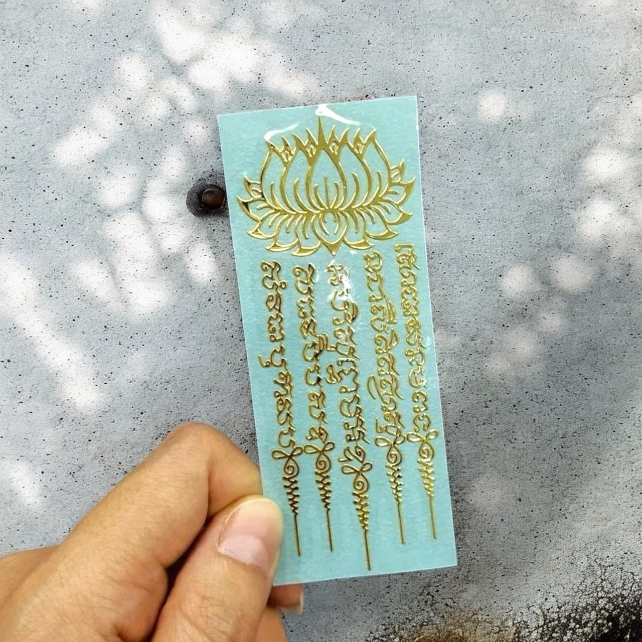 Yant Bua Sawan Ha Taew Five-Line Celestial Lotus gold embossed Thai yantra sticker